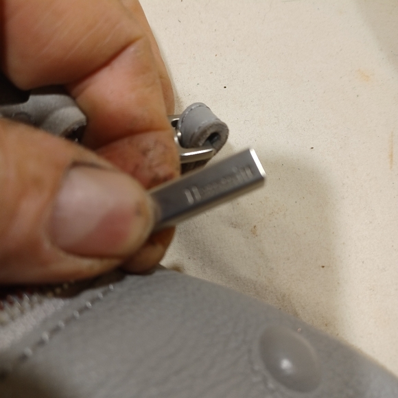 Hammitt crossbody - Picture 12 of 15